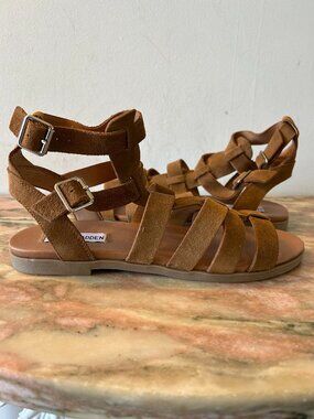 Steve Madden Delmar Sandal NWOT